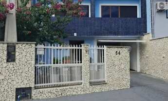 Imagem: Brognoli Vende - Casa 3 andares - Design