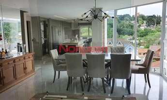 Imagem 5: Imperdível casa à venda em Curitiba-PR, bairro Pilarzinho: 4 quartos, 4 suítes, 3 salas, 7