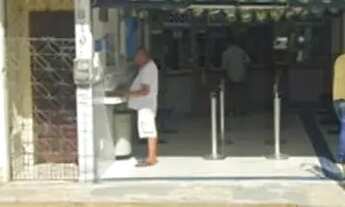 Imagem: VENDE - PREDIO COMERCIAL - MONTESE - GOMES