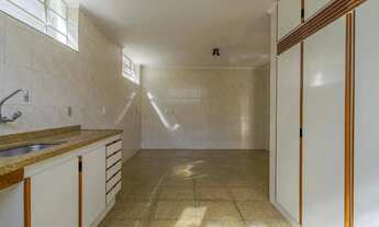 Imagem 10: Casa para venda em Vila Mutton com 3 quartos, sendo 1 suíte , 222m²