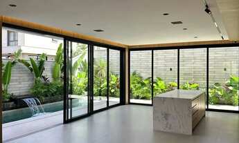 Imagem 3: CASA JARDINS FRANÇA Casa em Condomínio com 4 Quarto(s) e 5 banheiro(s) à Venda, 364.54 por