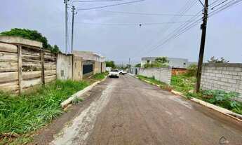 Imagem 3: Lote na Etapa 4 do Condomínio Entre Lagos com 3 muros