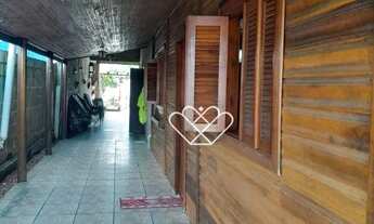 Imagem 5: Viva em Grande Estilo: Casa Espetacular com Piscina em Santa Fé