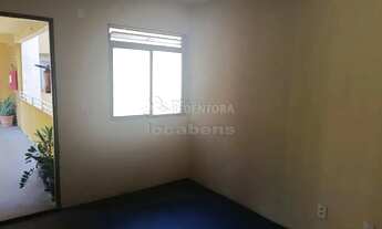 Imagem 6: Apto no Conjunto Habitacional Rio Preto I (11 a 12) com 3 dormitórios, sala, coz e wc