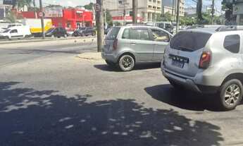 Imagem 3: Lojão Estrada dos Bandeirantes com André Rocha