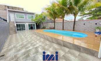 Imagem: Sobrado 3 quartos com piscina do lado do