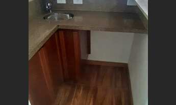 Imagem 5: Apartamento claro, arejado, todo e em piso frio, em rua nobre do bairro