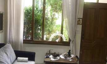 Imagem 7: EXCELENTE CASA Casa com 3 dormitórios