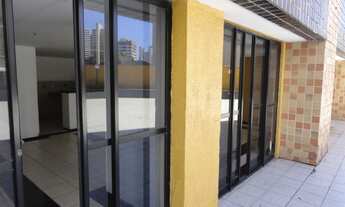 Imagem 6: Ótima localização, 03 quartos (Sendo 02 suítes com armários e 01 dormitório), varanda na s