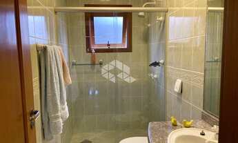 Imagem 4: Casa para venda possui 220 metros quadrados com 4 quartos em Córrego Grande - Florianópoli