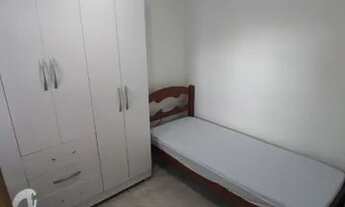 Imagem 6: Quarto para Rapazes na Fanny com estacionamento