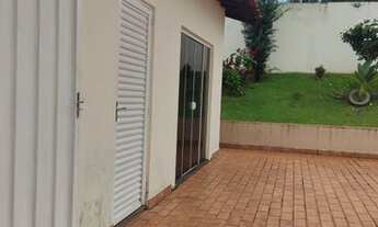 Imagem 3: Casa de condomínio para aluguel possui 80 metros quadrados com 3 quartos