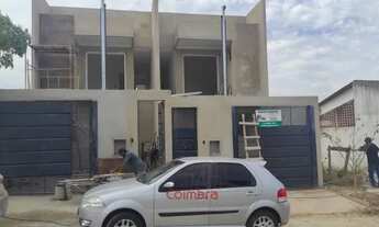 Imagem: Casa duplex no bairro Castanheiras