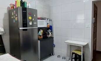 Imagem 2: Encruzilhada - Prédio 3 andares - 3º andar - 2 dormitórios, suíte - garagem demarcada