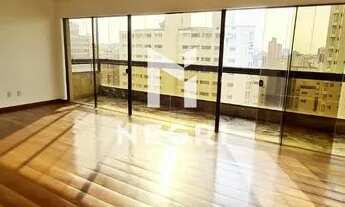 Imagem 3: Apartamento 1 por andar, todo reformado!