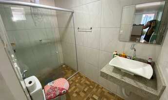 Imagem 4: Vendo casa com 4 quartos, piscina, closet, banheira e varanda