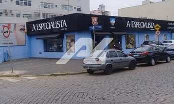 Imagem 3: Casa Comercial Galpão / depósito com 5 vagas na garagem