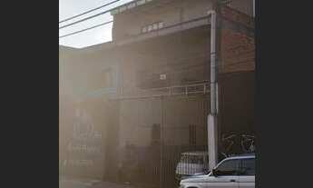 Imagem 3: Prédio comercial Av Rio das Pedras, próximo curva Cascavel