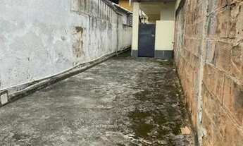 Imagem 3: Terreno com duas casas