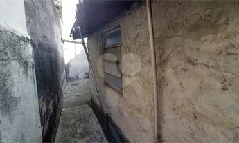 Imagem 5: Casa térrea antiga na Parada Inglesa