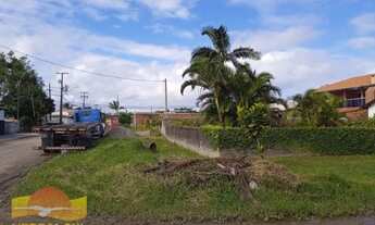 Imagem 7: Residência de esquina a venda no bairro Coroados em Guaratuba-PR