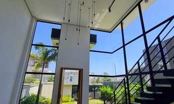 Imagem 6: Casa de condomínio para venda tem 300 metros quadrados com 3 quartos