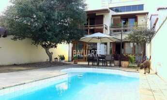 Imagem: BALUARTE IMÓVEIS Sobrado 4 dormitórios