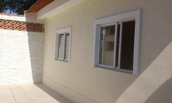 Imagem: Casa linear com 3 quartos com Quintal