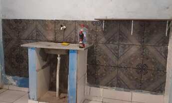 Imagem: Alugo casa de fundos