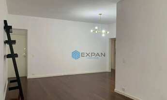 Imagem 7: Apartamento no Leblon com varanda, suíte ampla e vaga de garagem