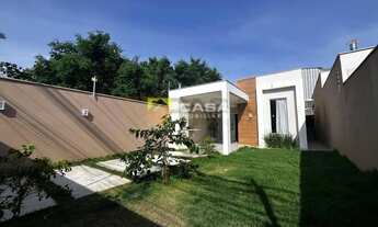 Imagem 2: Seu novo lar em Balneário de Carapebus: espaço e privacidade em 186 m²! AWHQ