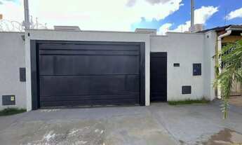 Imagem 2: Casa Térrea no Jardim Atlântico 3 Suítes e Churrasqueira a Carvão