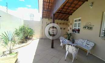 Imagem 2: Casa em Montes Claros, no bairro Vila Mauricéia, à venda