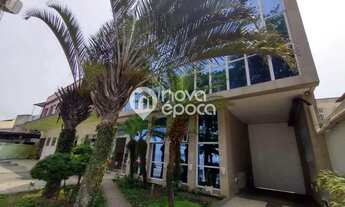 Imagem: Freguesia (Ilha do Governador