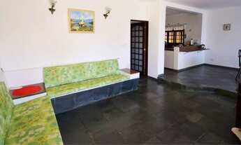 Imagem 3: Casa com piscina em localização priveligiada para temporada em Peruíbe