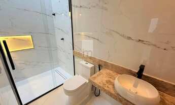 Imagem 2: Vendo Casa Moderna de Alto Padrão no Jardins do Lago