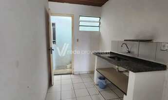 Imagem 6: Casa à venda na Vila Miguel Vicente Cury com 2 quartos, edícula e 2 vagas