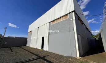 Imagem 7: Galpão 700m² Galpão / depósito com aluguel por R$7.500 /mês