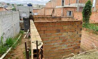 Imagem 4: Terreno / semi-construido