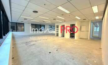 Imagem: Conjunto comercial com 367,11m² e 9 vagas