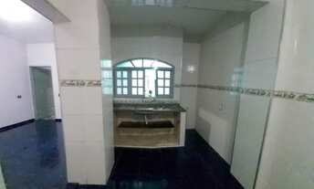 Imagem: CASA DE FUNDOS NA REGIÃO DO CANGAIBA COM