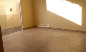 Imagem 7: Casa com 2 dormitórios, sala, cozinha e 1 vaga de garagem, no bairro Itacolomi em Balneári