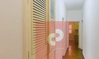 Imagem 6: Casa para venda possui 400 metros quadrados com 5 quartos em Moema - São Paulo - SP