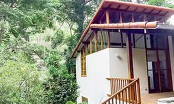 Imagem: Casa em condomínio em Corrêas, reserva