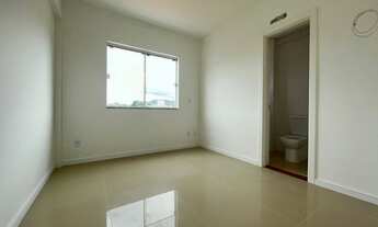 Imagem 2: Apartamento para venda tem 100 metros quadrados com 3 quartos em Bombas - Bombinhas - SC