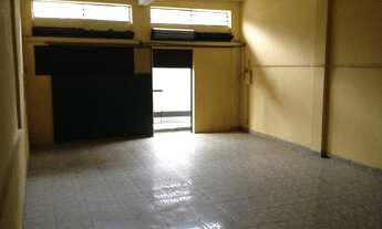 Imagem 2: Loja de frente beira da Rua Pedro Elmer, no Itamarati