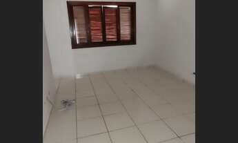 Imagem 7: CASA ASSOBRADADA EM EXCELENTE BAIRRO