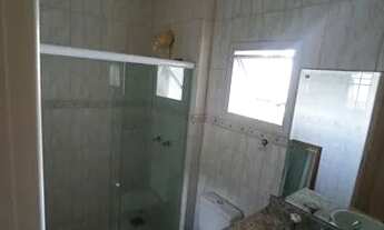 Imagem 6: Casa de condomínio para venda tem 295 metros quadrados com 4 quartos