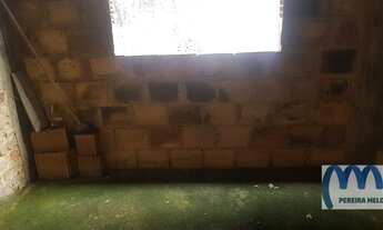 Imagem 5: Ótimo ponto! Rua principal ao lado do Colégio Professor Evadir Molina