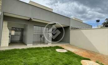 Imagem: Casas 2 e 3/4, otima localização no setor